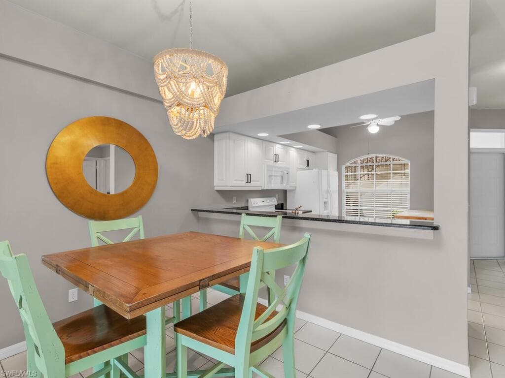 242 Newport Dr 504, Naples, FL 34114-12