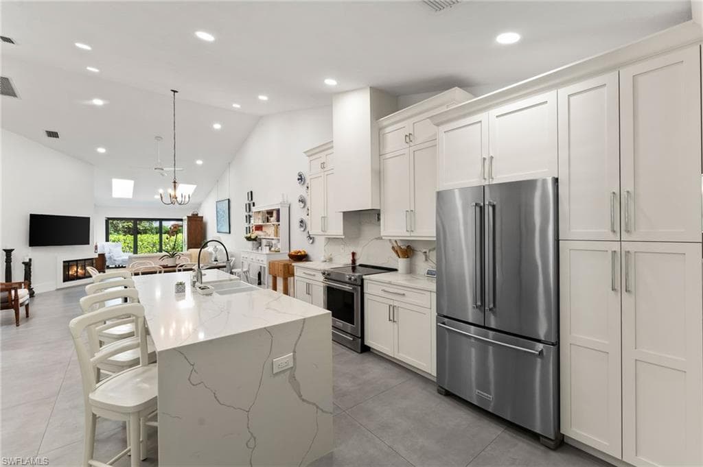 4006 Crayton Rd A-2, Naples, FL 34103-9