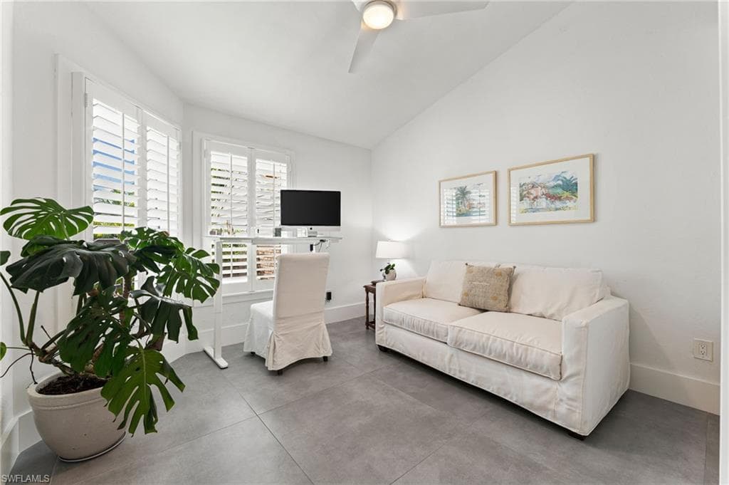 4006 Crayton Rd A-2, Naples, FL 34103-25