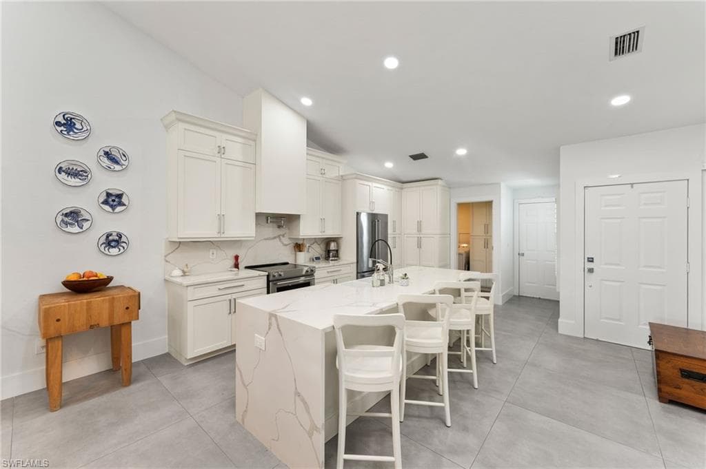 4006 Crayton Rd A-2, Naples, FL 34103-3