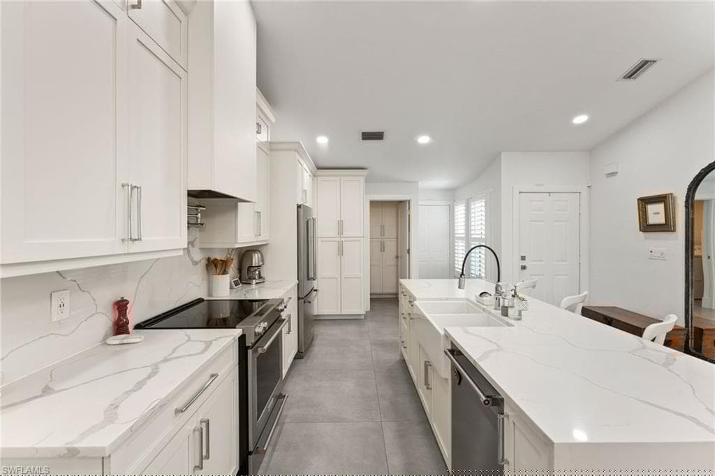 4006 Crayton Rd A-2, Naples, FL 34103-6