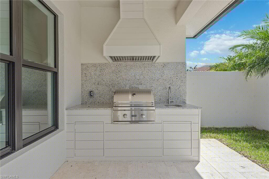 7968 Cordoba Pl, Naples, FL 34113-34