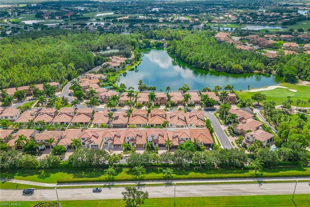 7968 Cordoba Pl, Naples, FL 34113-41