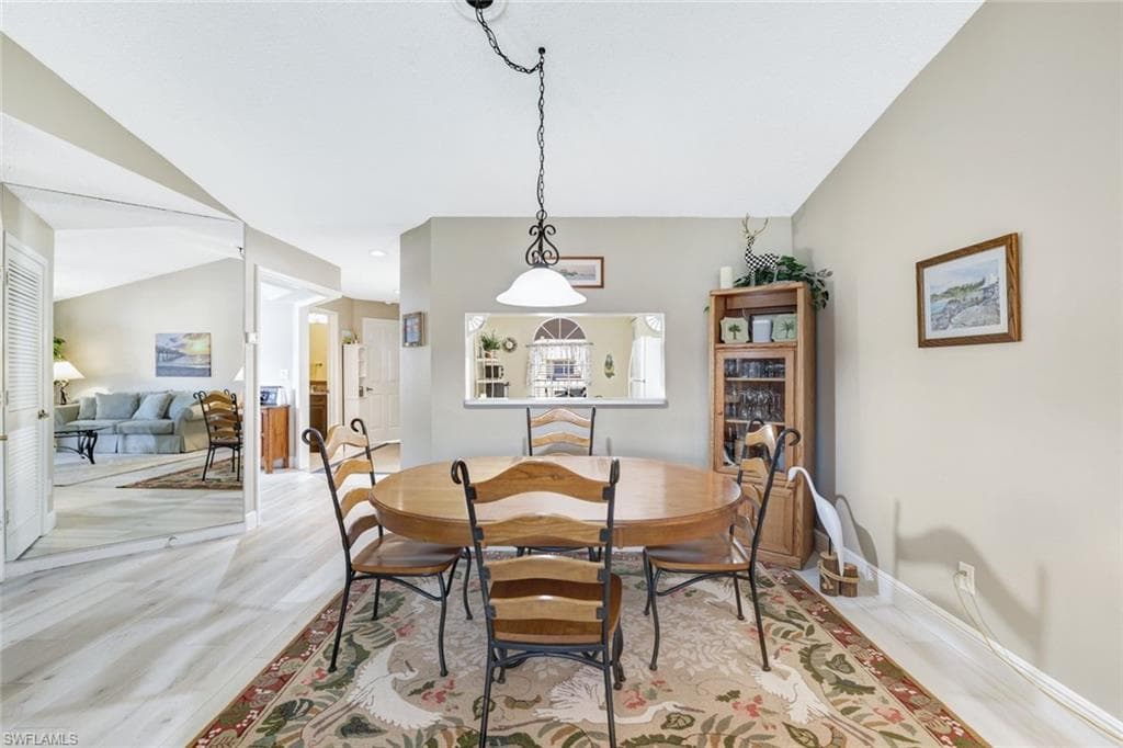 668 Mardel Ct 808, Naples, FL 34104-3