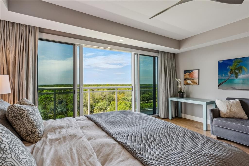 13915 Old Coast Rd 504, Naples, FL 34110-10