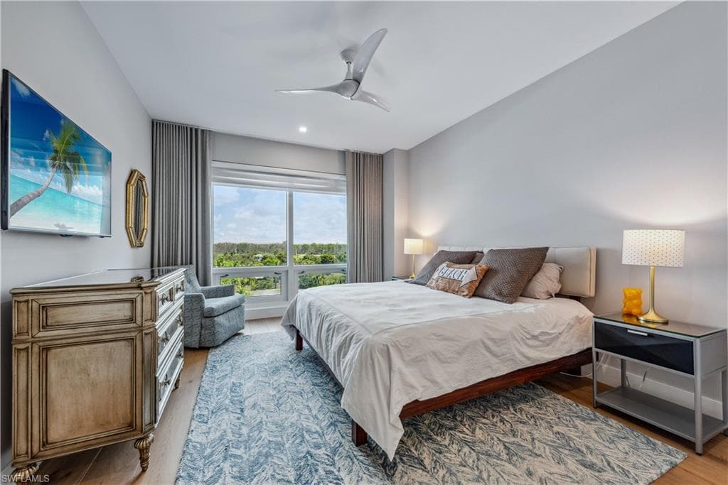 13915 Old Coast Rd 504, Naples, FL 34110-15