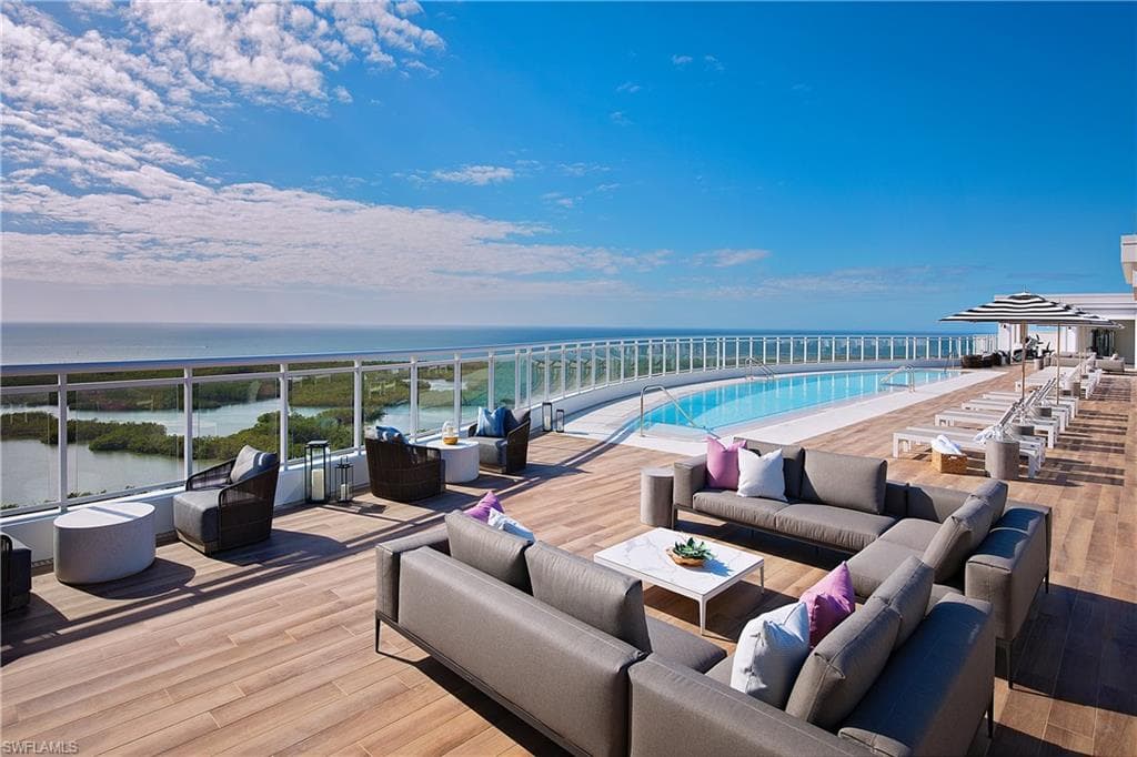 13915 Old Coast Rd 504, Naples, FL 34110-21