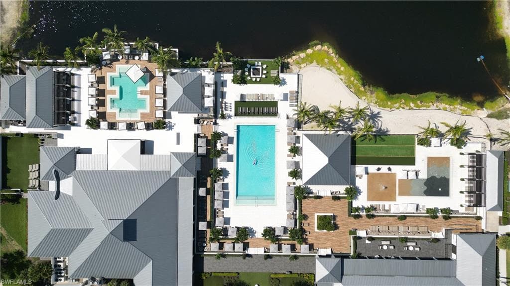 13915 Old Coast Rd 504, Naples, FL 34110-24