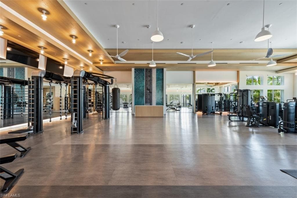 13915 Old Coast Rd 504, Naples, FL 34110-26
