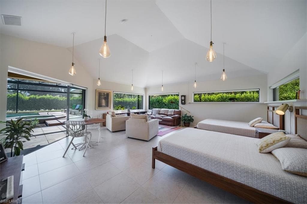 705 Shadow Lake Ln, Naples, FL 34108-37