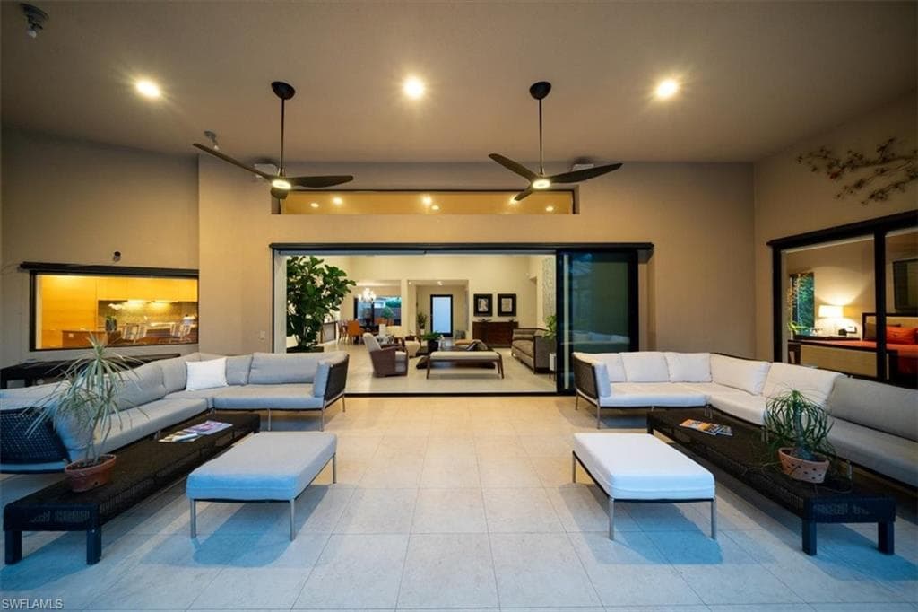 705 Shadow Lake Ln, Naples, FL 34108-44
