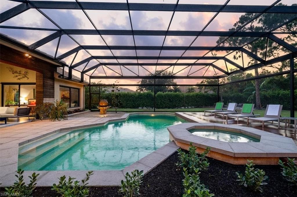 705 Shadow Lake Ln, Naples, FL 34108-47