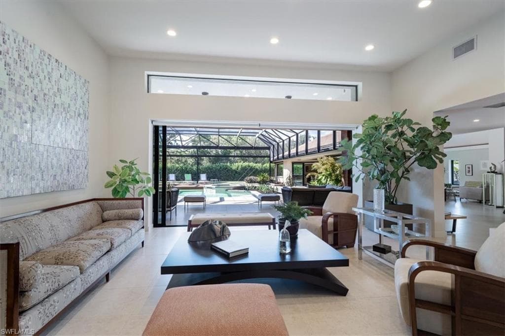 705 Shadow Lake Ln, Naples, FL 34108-4
