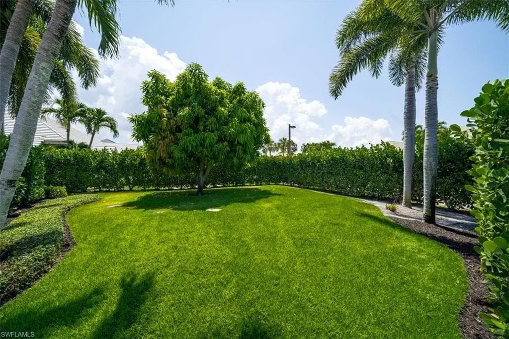 705 Shadow Lake Ln, Naples, FL 34108-50