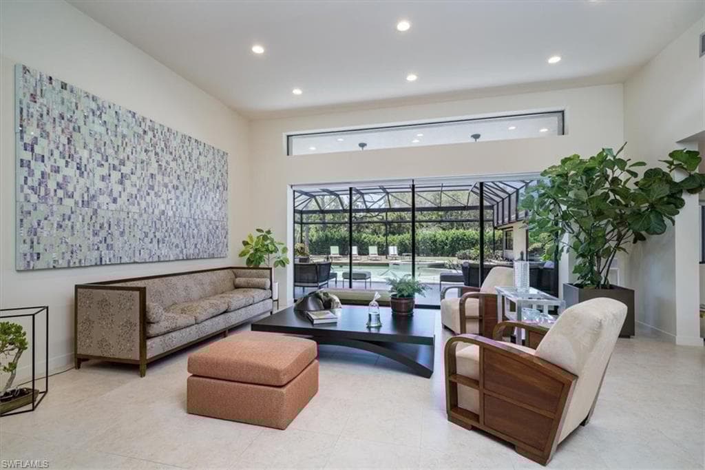 705 Shadow Lake Ln, Naples, FL 34108-5