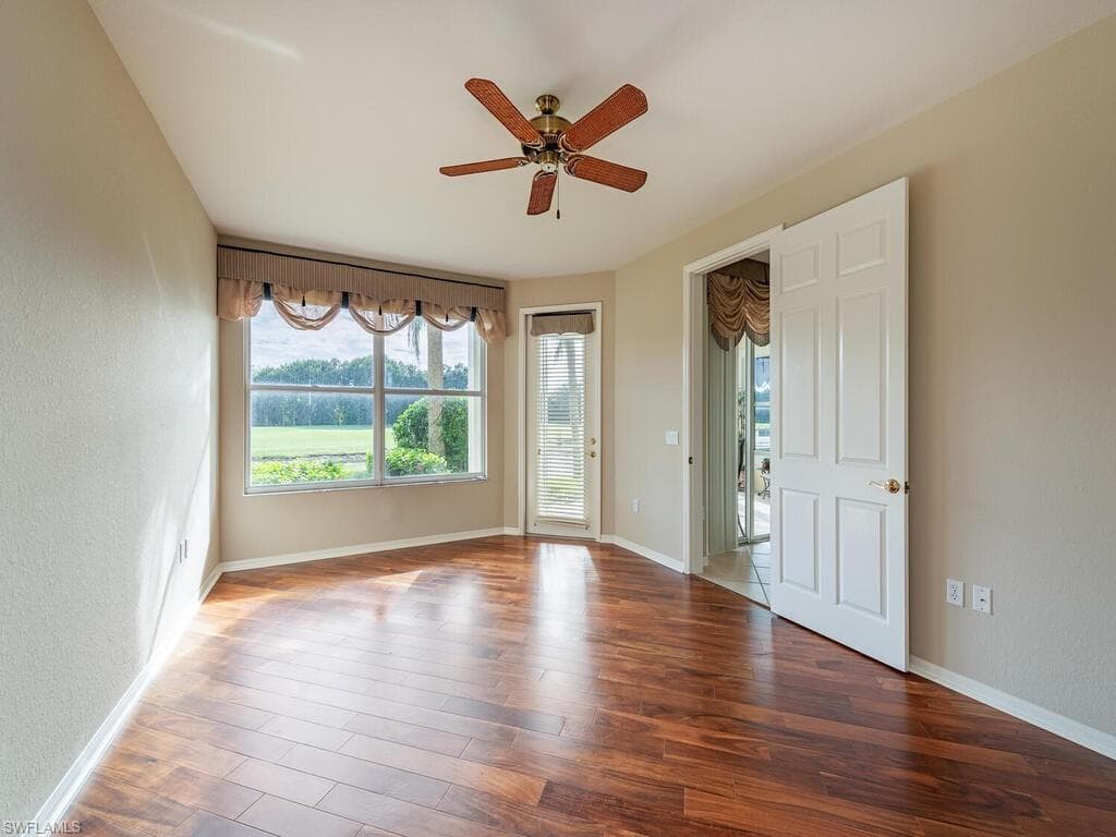 4660 Winged Foot Ct 102, Naples, FL 34112-6