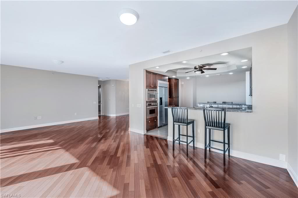 455 Cove Tower Dr 1703, Naples, FL 34110-11