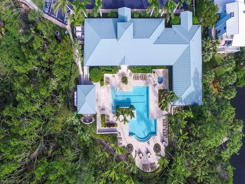 455 Cove Tower Dr 1703, Naples, FL 34110-35