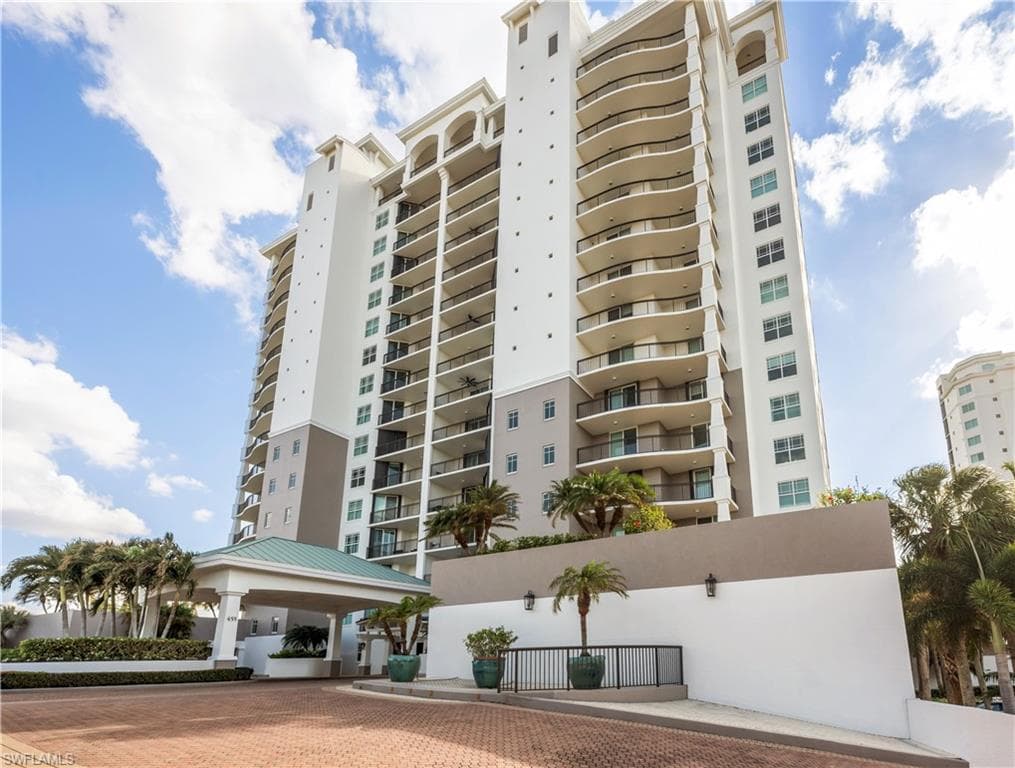 455 Cove Tower Dr 1703, Naples, FL 34110-3