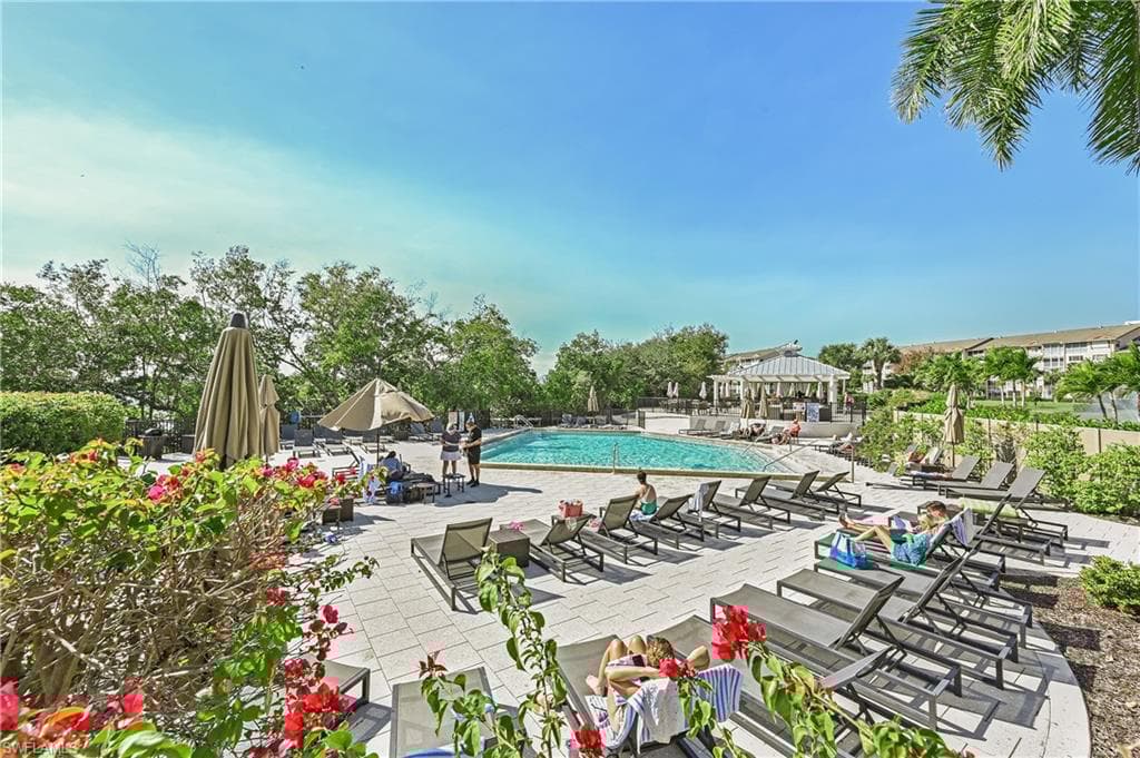 455 Cove Tower Dr 1703, Naples, FL 34110-44