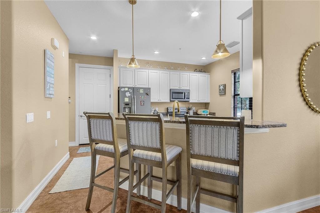 9114 Chula Vista Ln 119-1, Naples, FL 34113-9