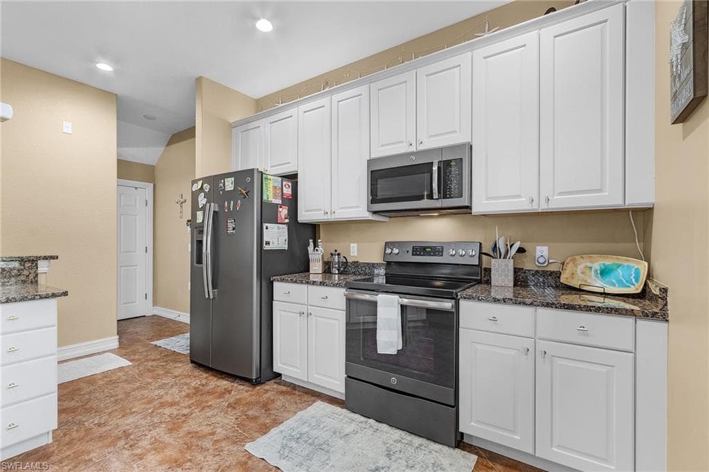 9114 Chula Vista Ln 119-1, Naples, FL 34113-11