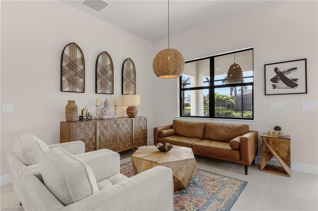 9839 Everglades Dr, Naples, Fl 34120-9