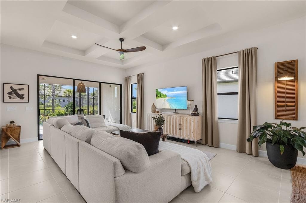 9839 Everglades Dr, Naples, Fl 34120-10