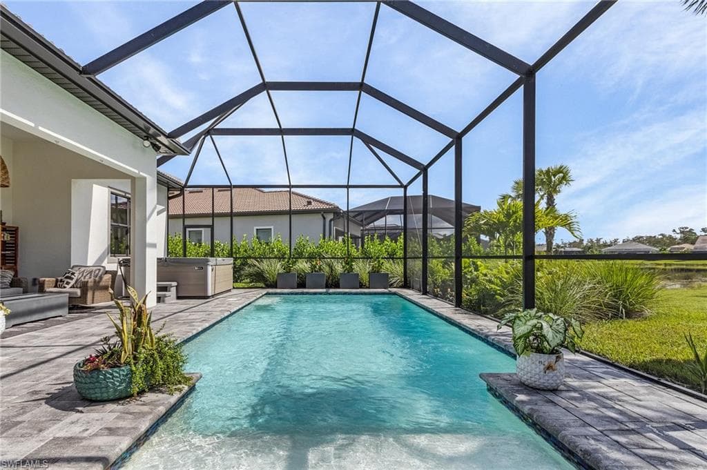 9839 Everglades Dr, Naples, Fl 34120-25