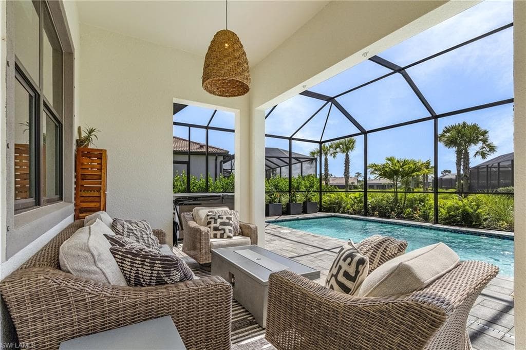 9839 Everglades Dr, Naples, Fl 34120-26