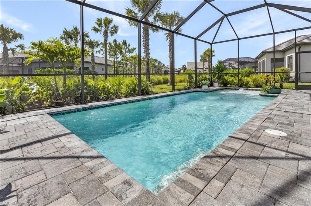 9839 Everglades Dr, Naples, Fl 34120-27