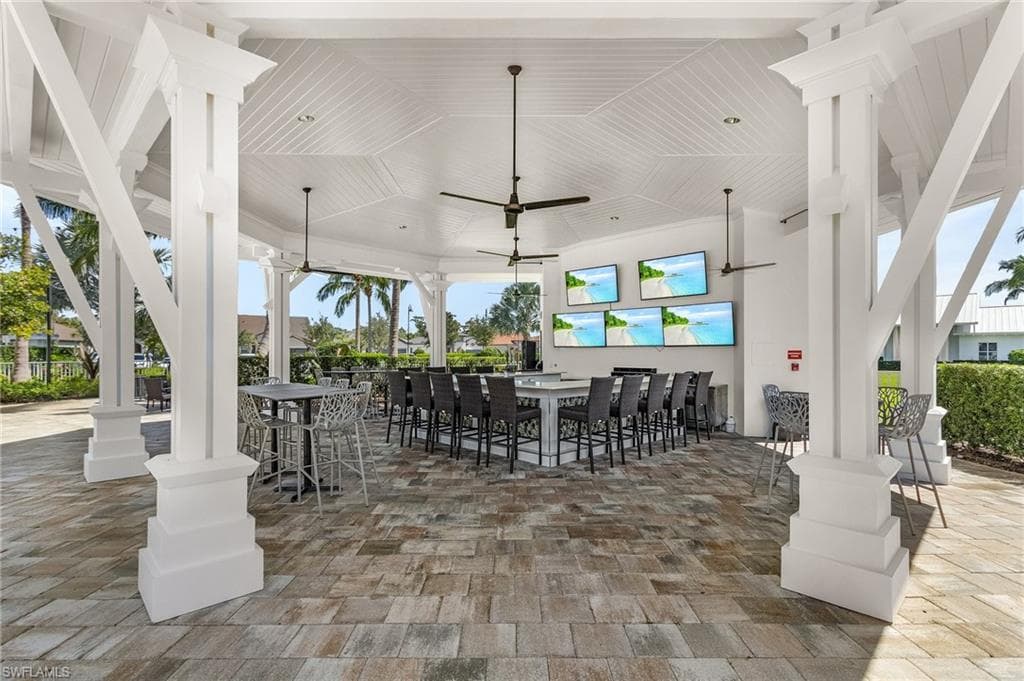 9839 Everglades Dr, Naples, Fl 34120-35