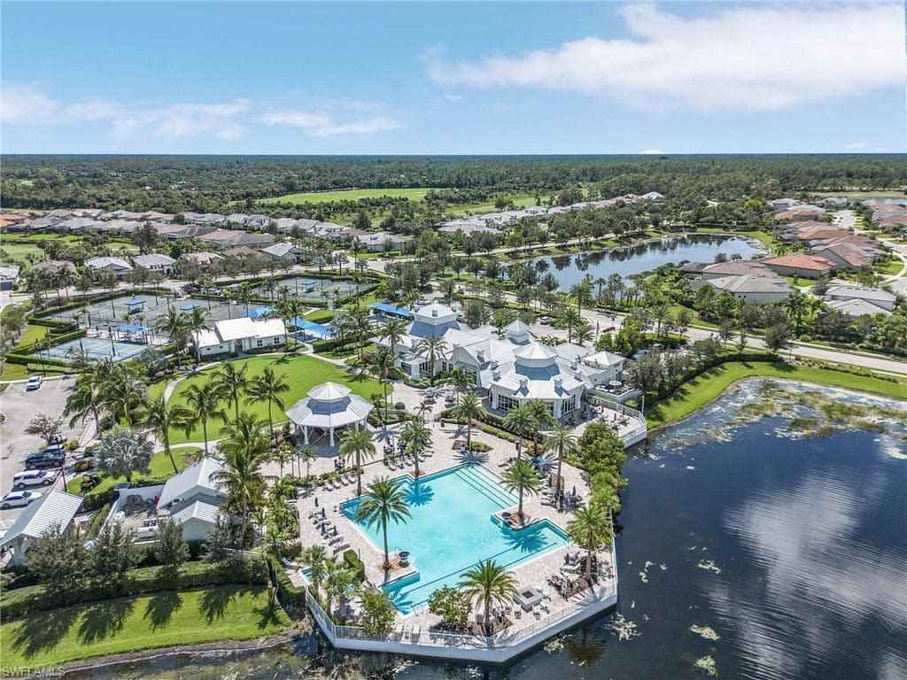 9839 Everglades Dr, Naples, Fl 34120-44