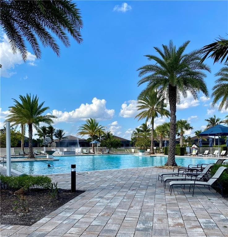 9839 Everglades Dr, Naples, Fl 34120-46