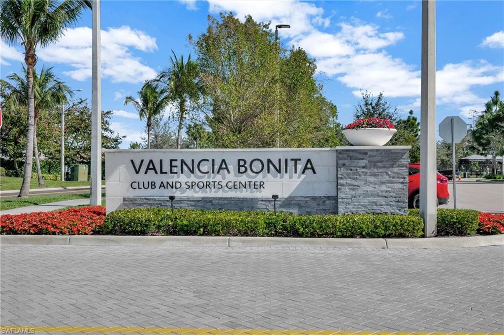 16601 Calistoga Dr, Bonita Springs, FL 34135-36