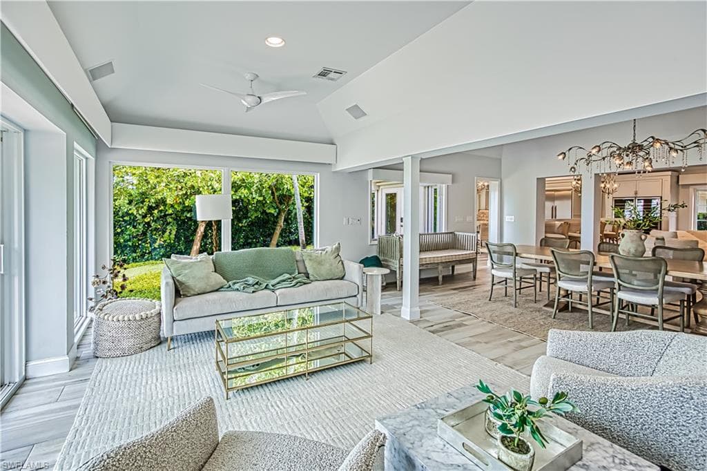 958 Spyglass Ln, Naples, FL 34102-9