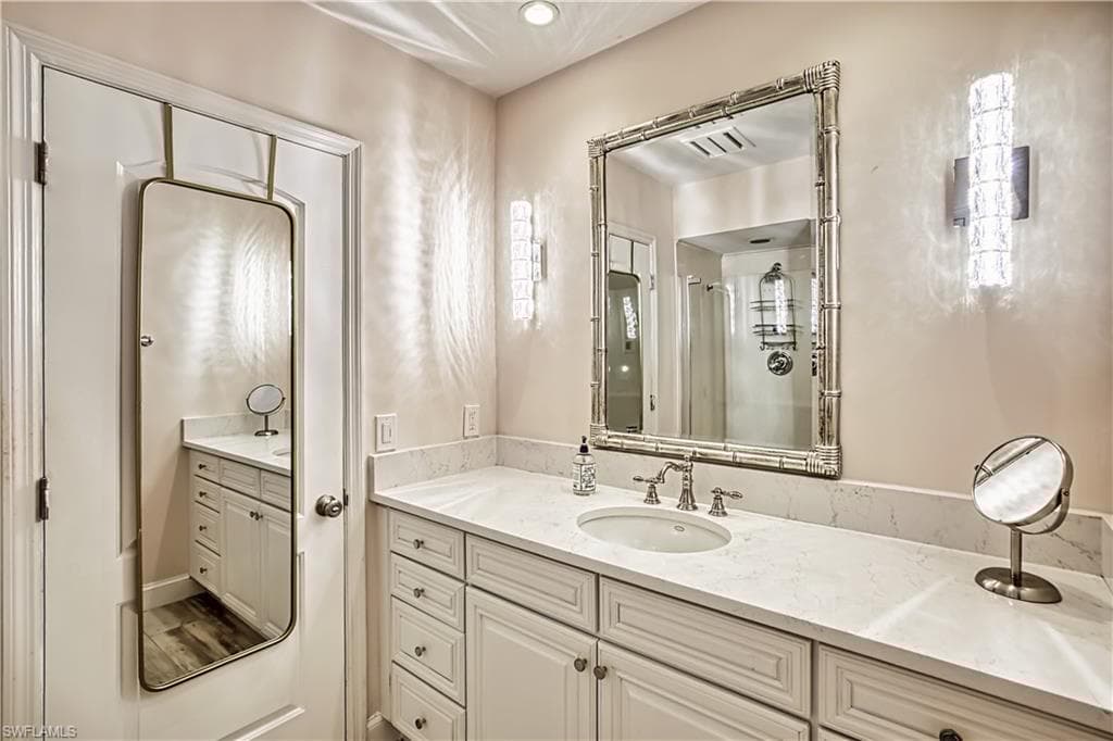 958 Spyglass Ln, Naples, FL 34102-16