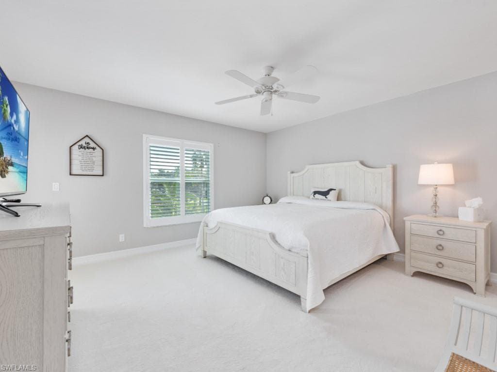 900 Diamond Cir 904, Naples, FL 34110-15