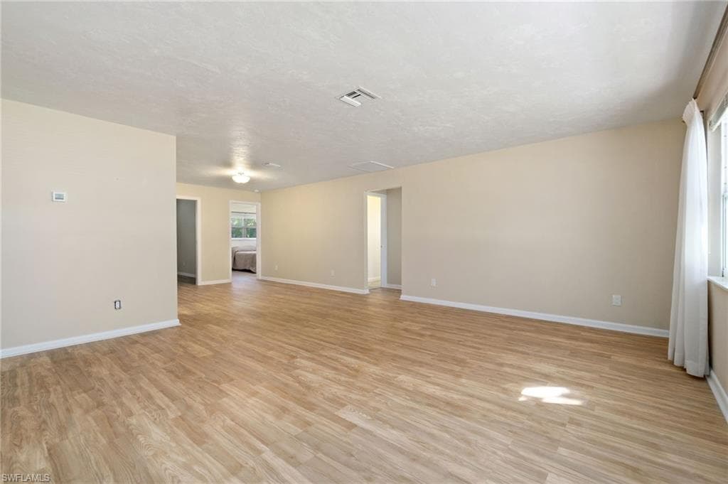 15637 Omai Ct, Fort Myers, FL 33908-10