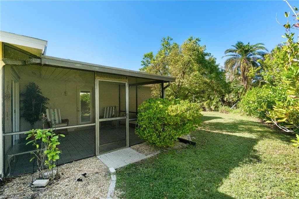 15637 Omai Ct, Fort Myers, FL 33908-33