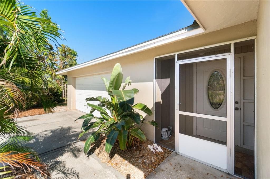 15637 Omai Ct, Fort Myers, FL 33908-6