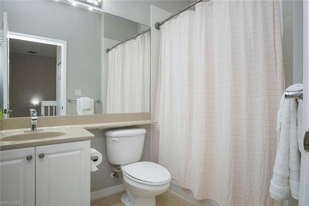 14776 Pinnacle Pl 62, Naples, FL 34119-24