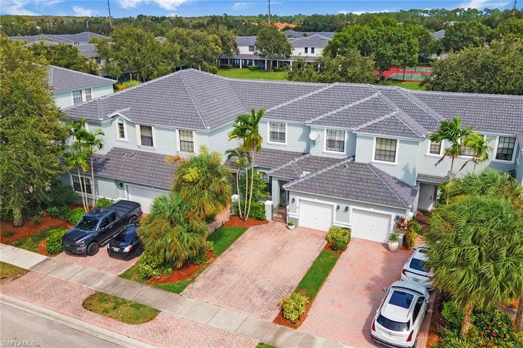 14776 Pinnacle Pl 62, Naples, FL 34119-32