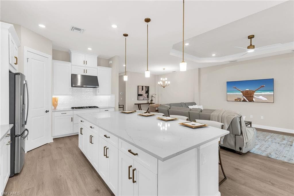 15638 Triesta Ln, Naples, FL 34114-11