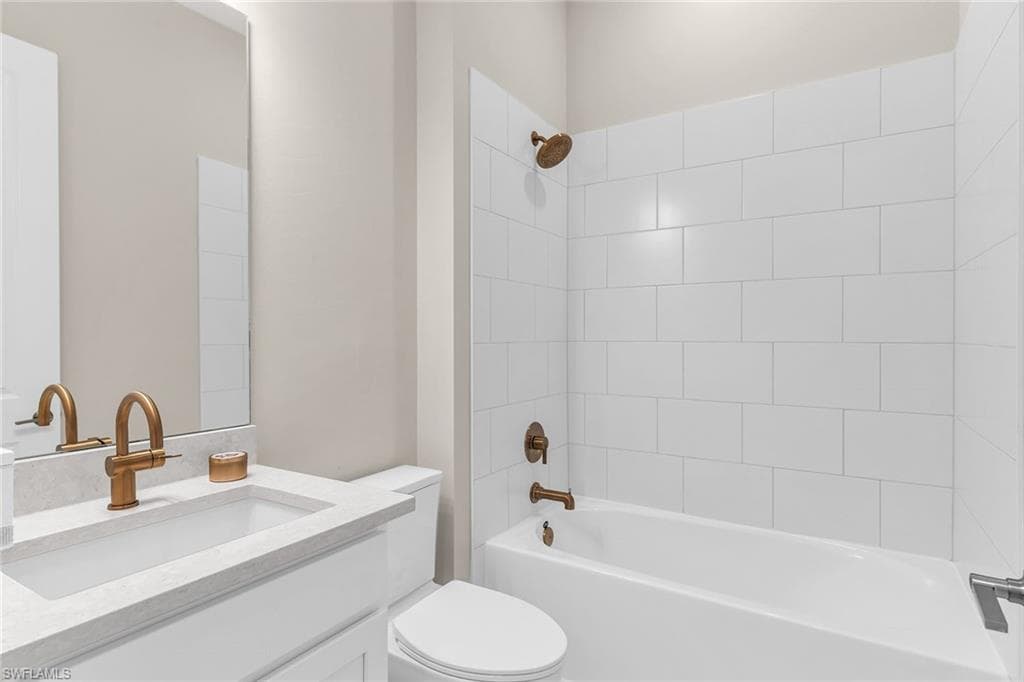 15638 Triesta Ln, Naples, FL 34114-22
