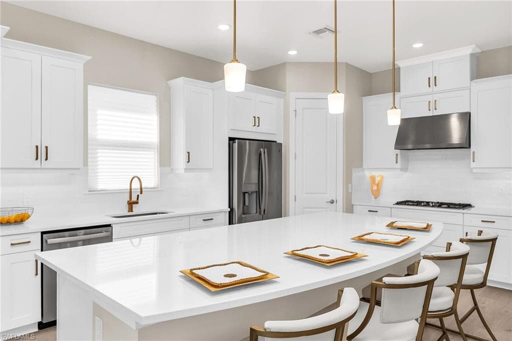 15638 Triesta Ln, Naples, FL 34114-7