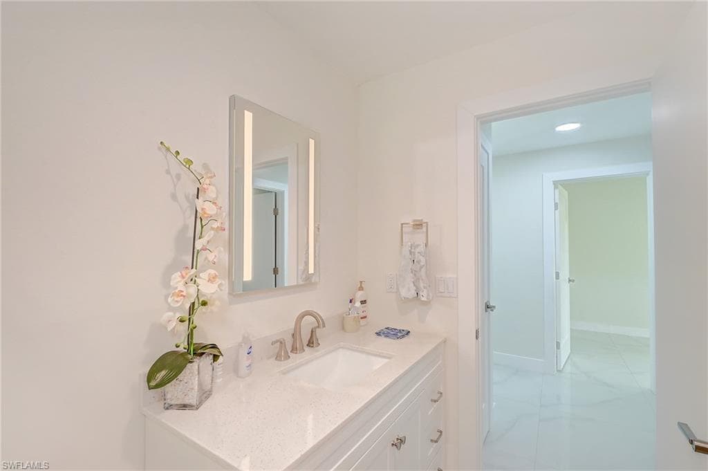 2256 Violet Dr, Fort Myers, FL 33905-19