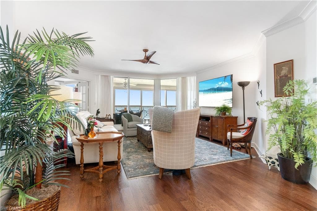 4021 Gulf Shore Blvd N 1903, Naples, FL 34103-13