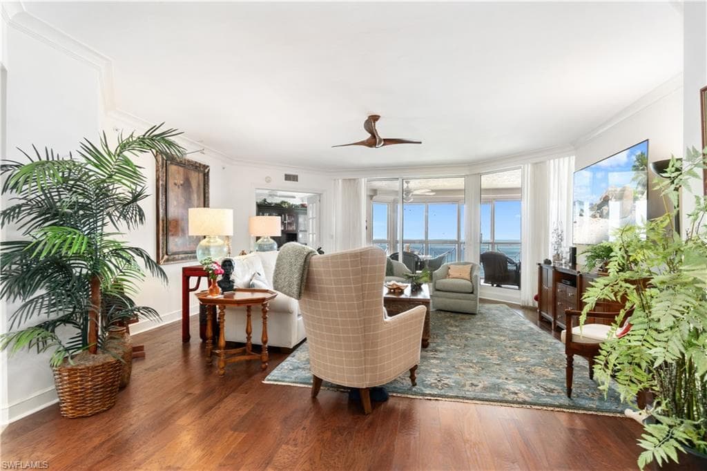 4021 Gulf Shore Blvd N 1903, Naples, FL 34103-15