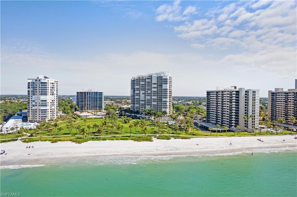4021 Gulf Shore Blvd N 1903, Naples, FL 34103-39